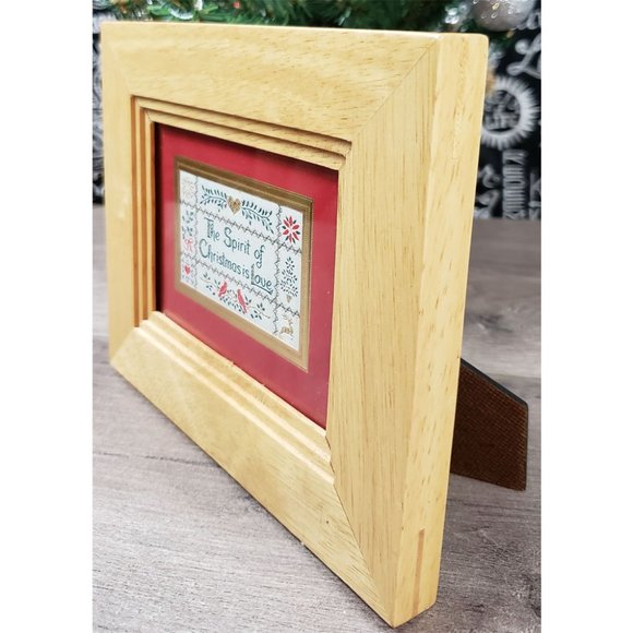 The Spirit of Christmas Is Love Wall Decor🦋 - Picture 2 of 8